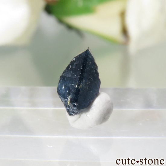 カリフォルニア California State Gem Mine産 ベニトアイトの原石 No.134の写真2 cute stone