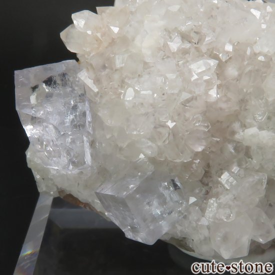 ドイツ Clara Mine産 フローライト＆クォーツの原石 No.3の写真3 cute stone