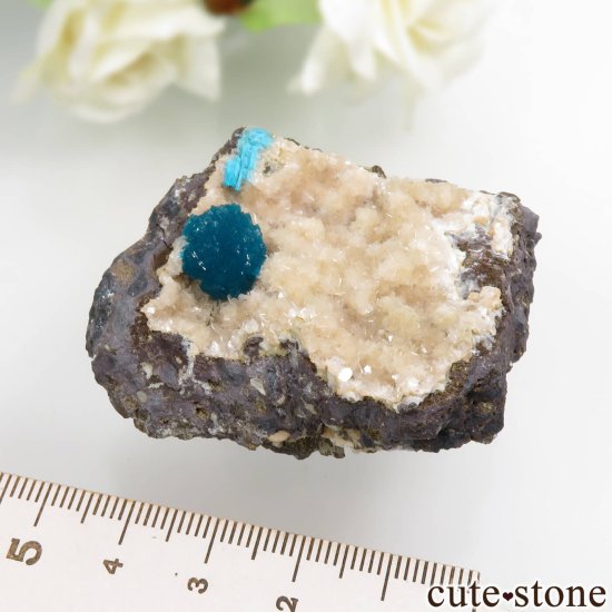インド プネー産 カバンサイト＆スティルバイトの母岩付き結晶（原石）No.40の写真4 cute stone