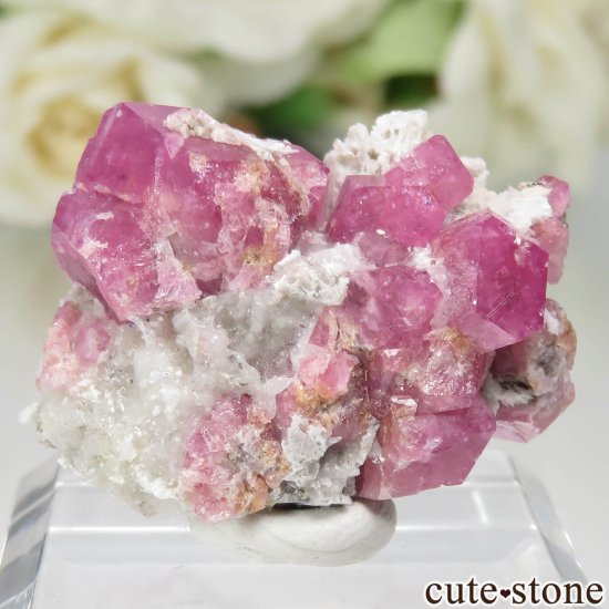 メキシコ産 グロッシュラーガーネット（ラズベリーガーネット）の原石 No.6の画像 cute stone