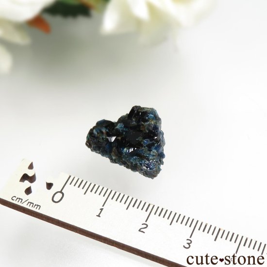 カナダ ユーコン ラピッドクリーク産 ラズライト(天藍石)の原石 No.33の写真3 cute stone