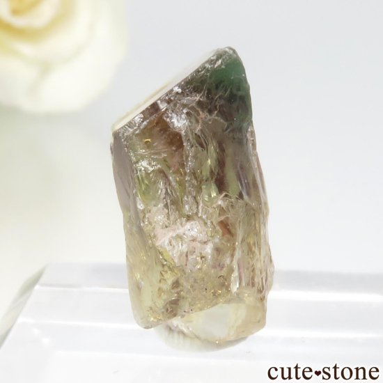オレゴン州 Plush産 オレゴンサンストーンの原石（グリーン&レッド系） No.16の写真0 cute stone