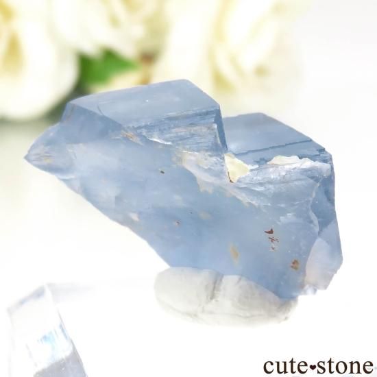 フランス La Barre Mine産 ブルーフローライトの結晶(原石)No.49の写真0 cute stone