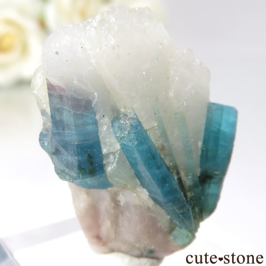 【鑑別書付】 ブラジル パライバ州産 パライバトルマリンの原石 No.1の写真3 cute stone