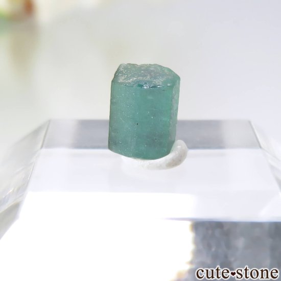 【鑑別書付】 ブラジル パライバ州産 パライバトルマリンの原石 No.2の写真3 cute stone