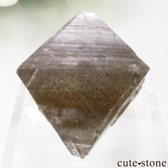 アメリカ イリノイ州 Cave-in-Rock産 八面体(へき開結晶)オイル入りフローライト No.27の写真1 cute stone