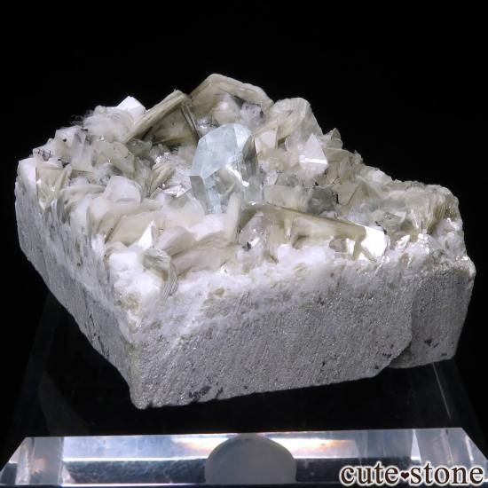 パキスタン Chumar Bakhoor産 アクアマリン&モスコバイト&アルバイト&ブラックトルマリンの原石 No.17の写真0 cute stone