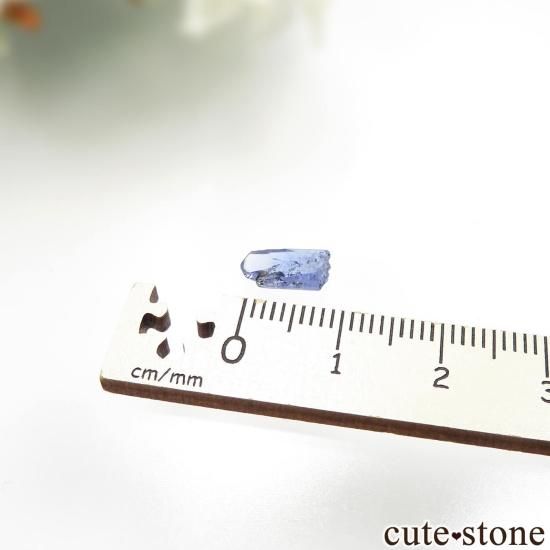 タンザニア Merelani Hills産 タンザナイトの原石 No.105の写真3 cute stone
