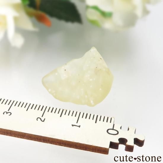 エジプト産 リビアングラスの原石 No.3 - cute stone - エジプト産 リビアングラスの原石 No.3 - cute stone -