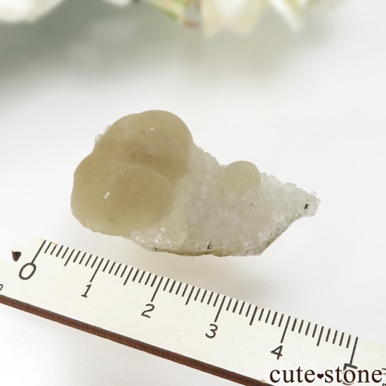 インド産 球体 イエローフローライト＆クォーツの原石 No.37の写真3 cute stone