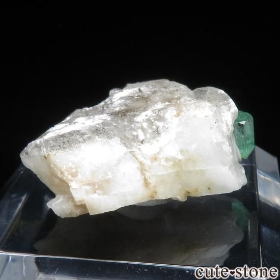 エメラルド　母岩付き　105g ブラジル産 エメラルド 母岩付き