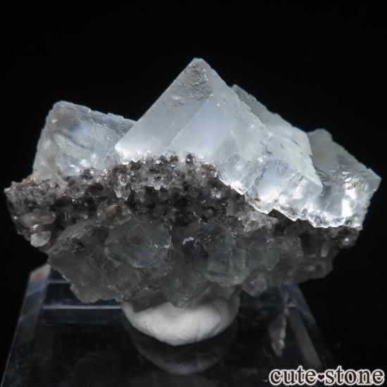 スペイン La Collada de atras産 ライトブルーフローライト&クォーツの原石 No.3の写真1 cute stone