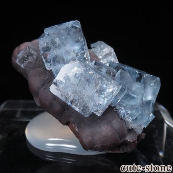 イングランド Florence Mine産 フローライトの原石 No.3 - cute stone -