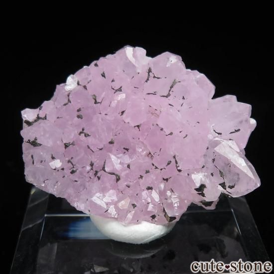ブラジル ミナスジェライス州 Taquaral産 ローズクォーツの結晶