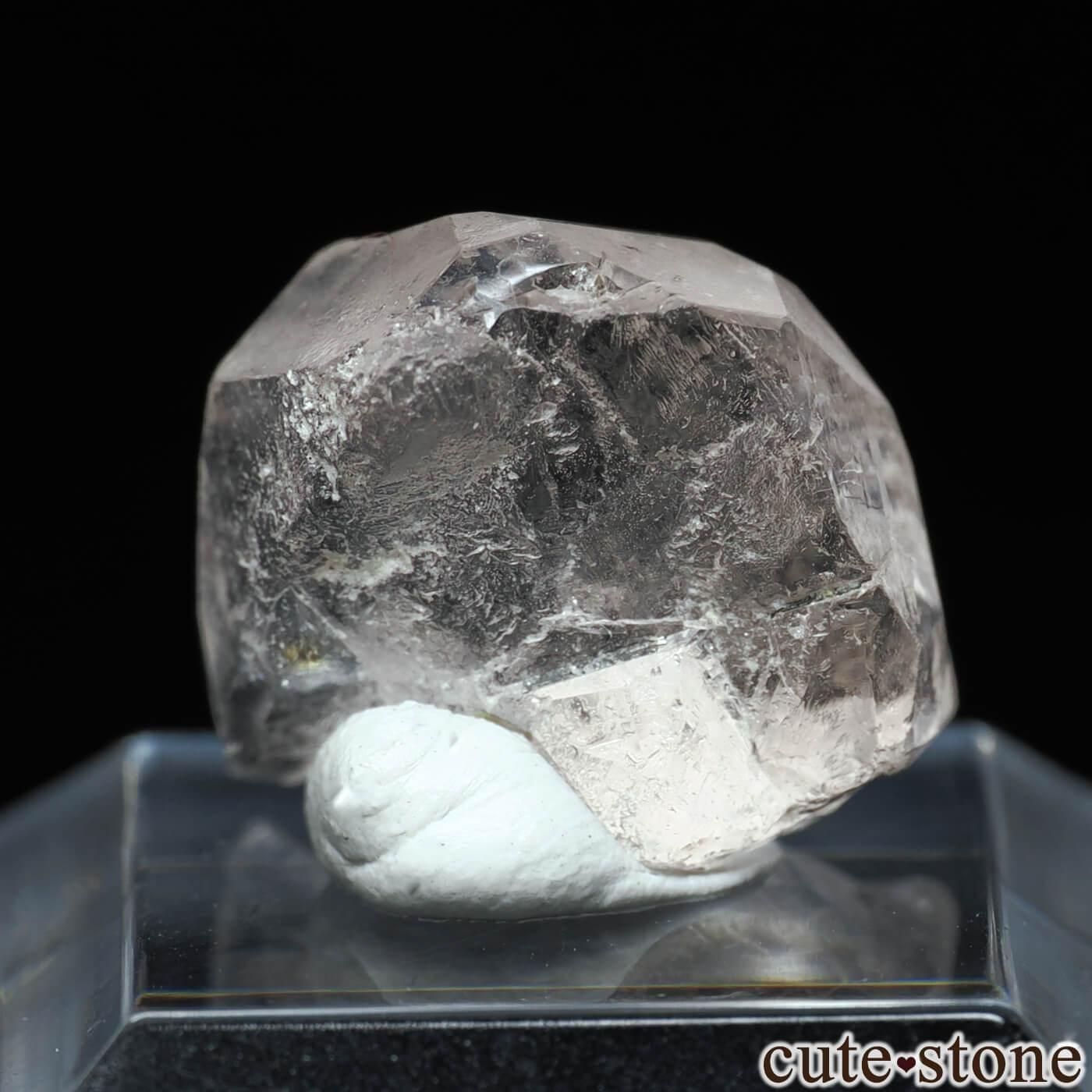 ブラジル Virgem da Lapa産 モルガナイトの原石 No.3の写真1 cute stone