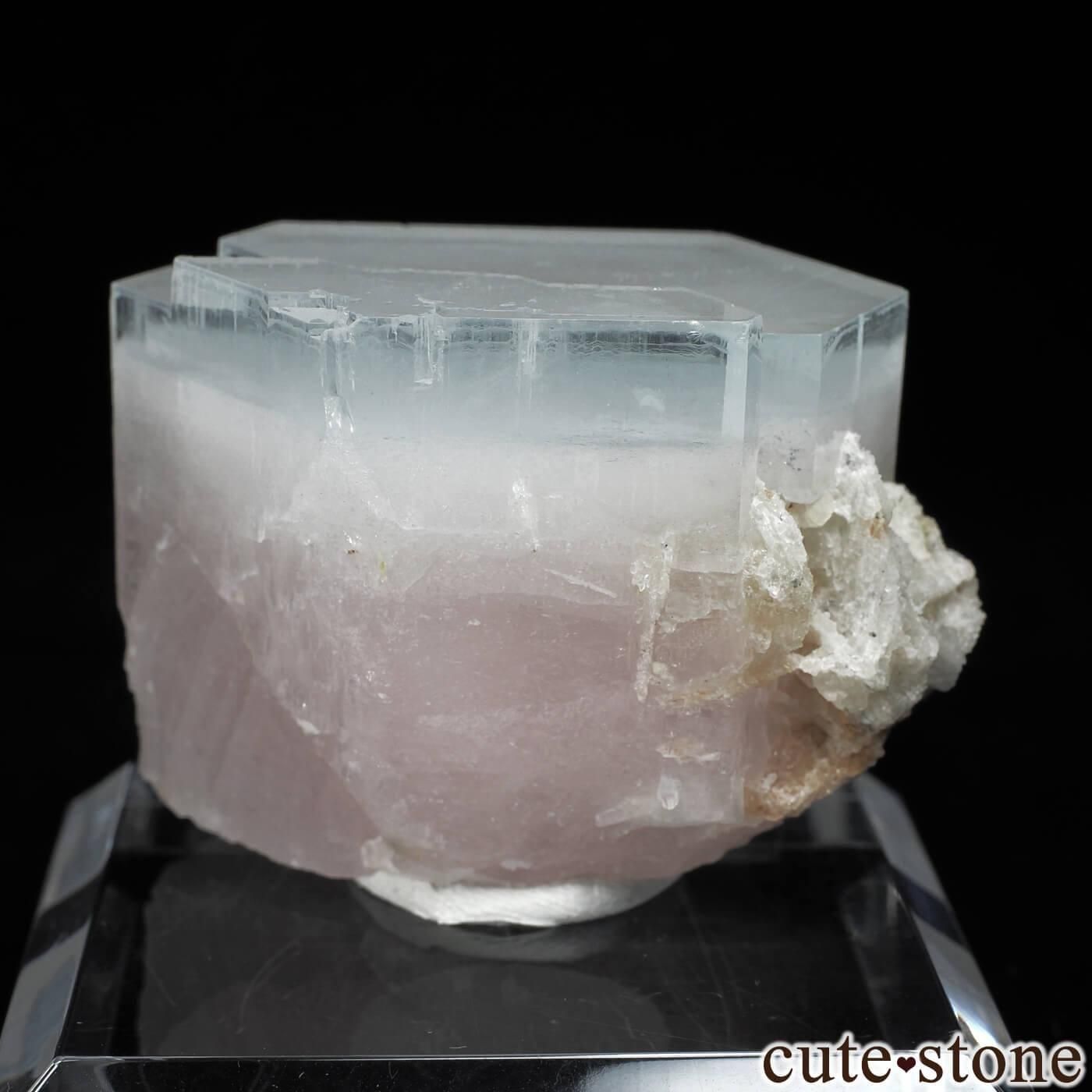 パキスタン Shigar産 モルガナイト&アクアマリン(モルガマリン) No.1の写真1 cute stone