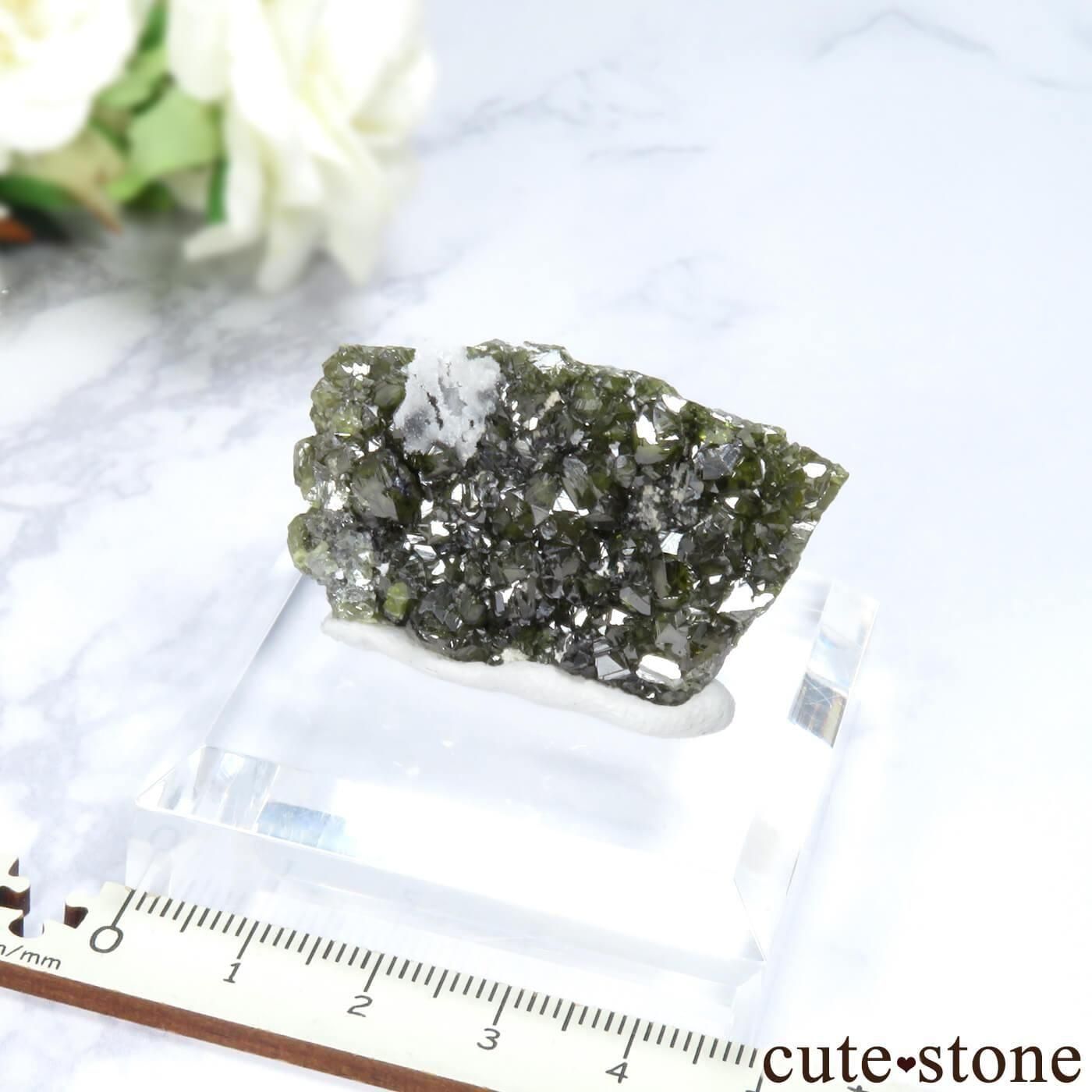 ブルガリア Septemvri Mine産 スファレライト（クライオフェン）の原石