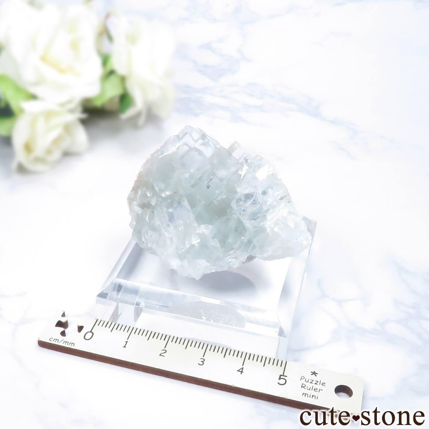 ドイツ Clara Mine産 フローライトの原石 No.24 - cute stone -