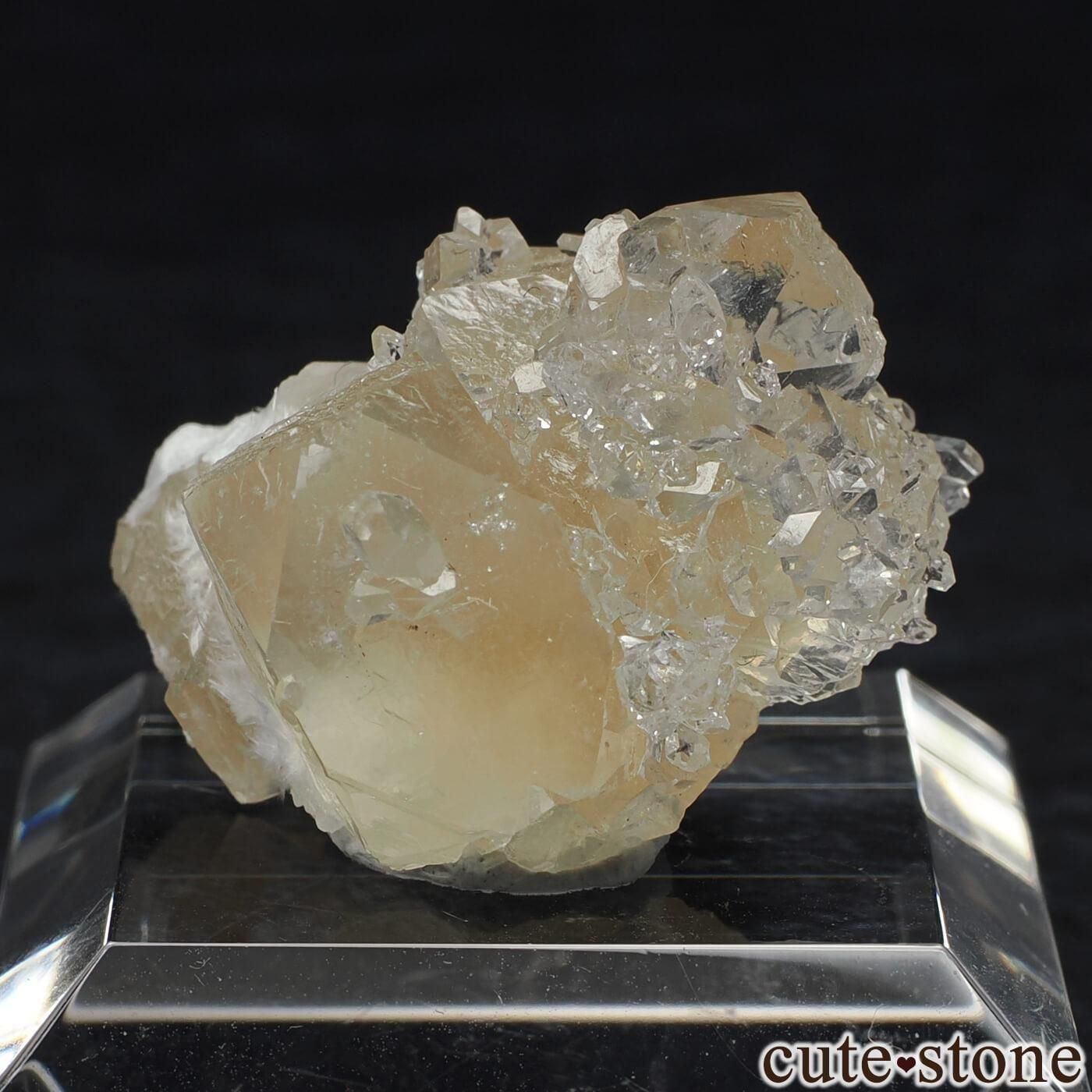 インド Lonavala産 カラーレス×イエローアポフィライト