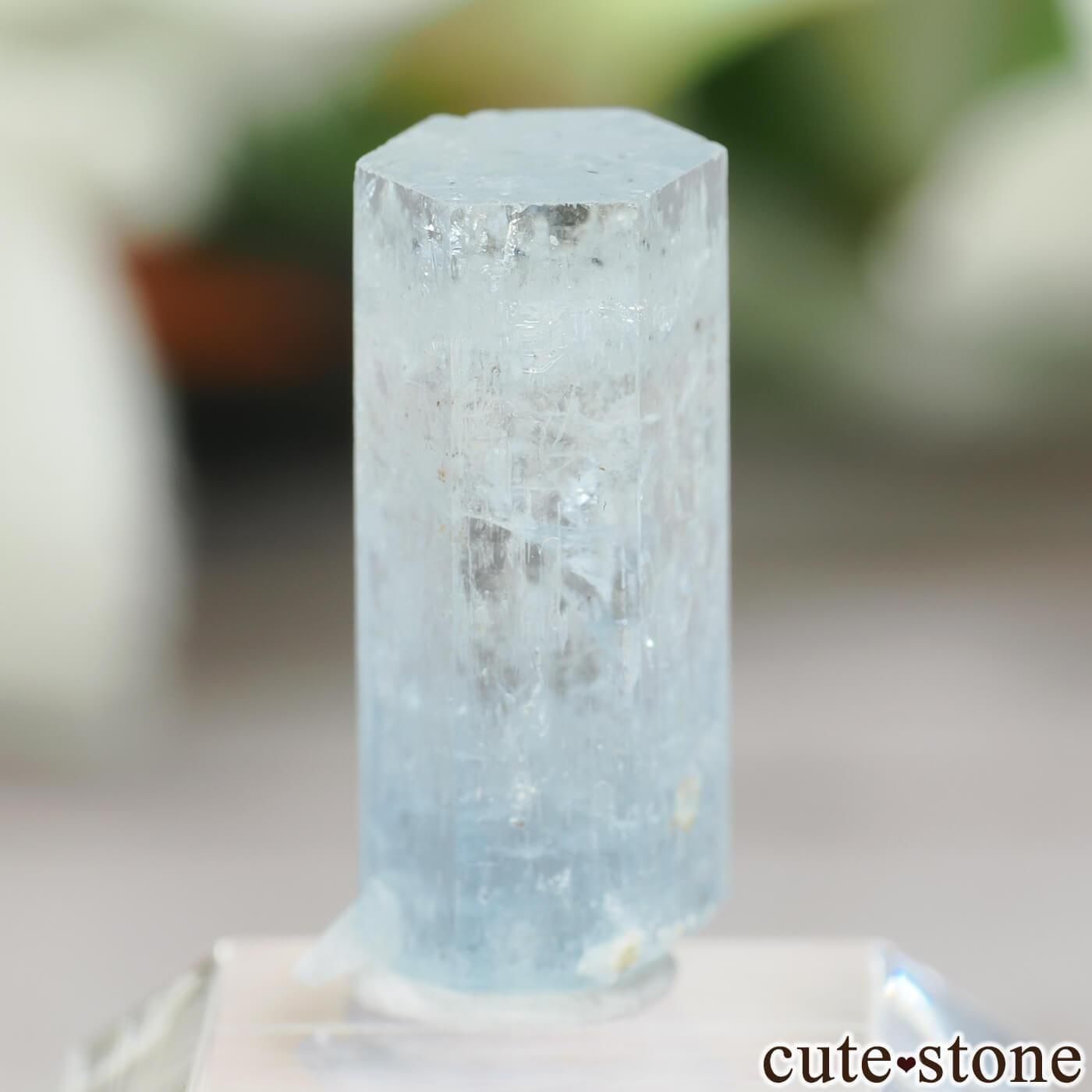 384 連晶 アクアマリン エロンゴ産 384 連晶 アクアマリン エロンゴ産 ナミビアErongo産 アクアマリン