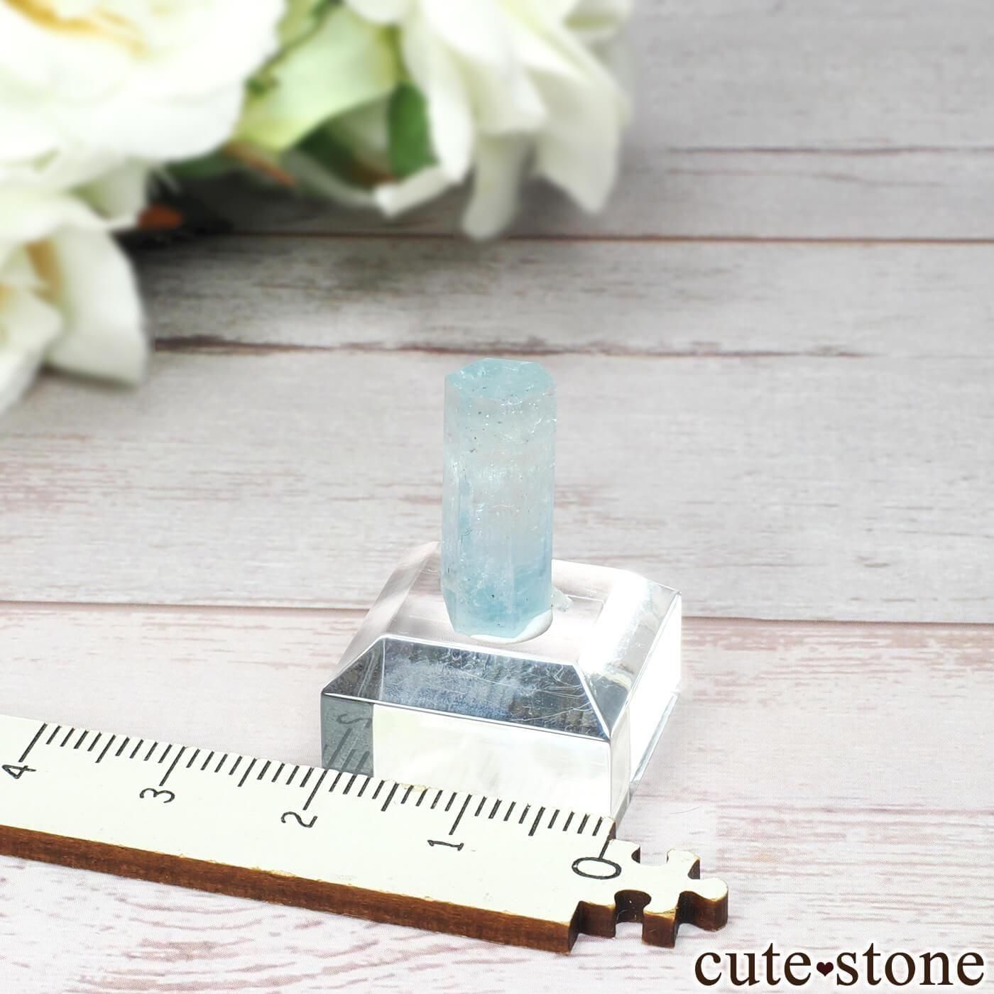 ナミビア エロンゴ産 アクアマリンの原石 No.73 - cute stone -