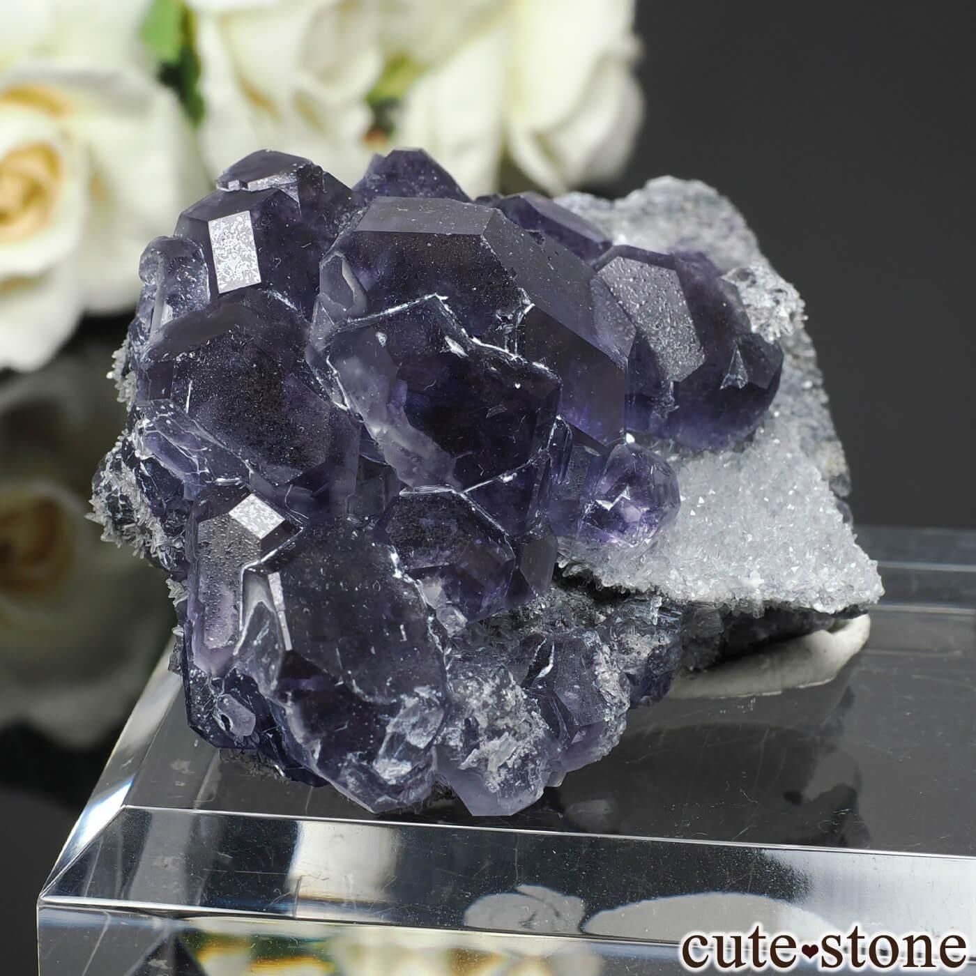 中国 福建省 Xia Yang Mine産 フローライト＆クォーツの原石 No.44