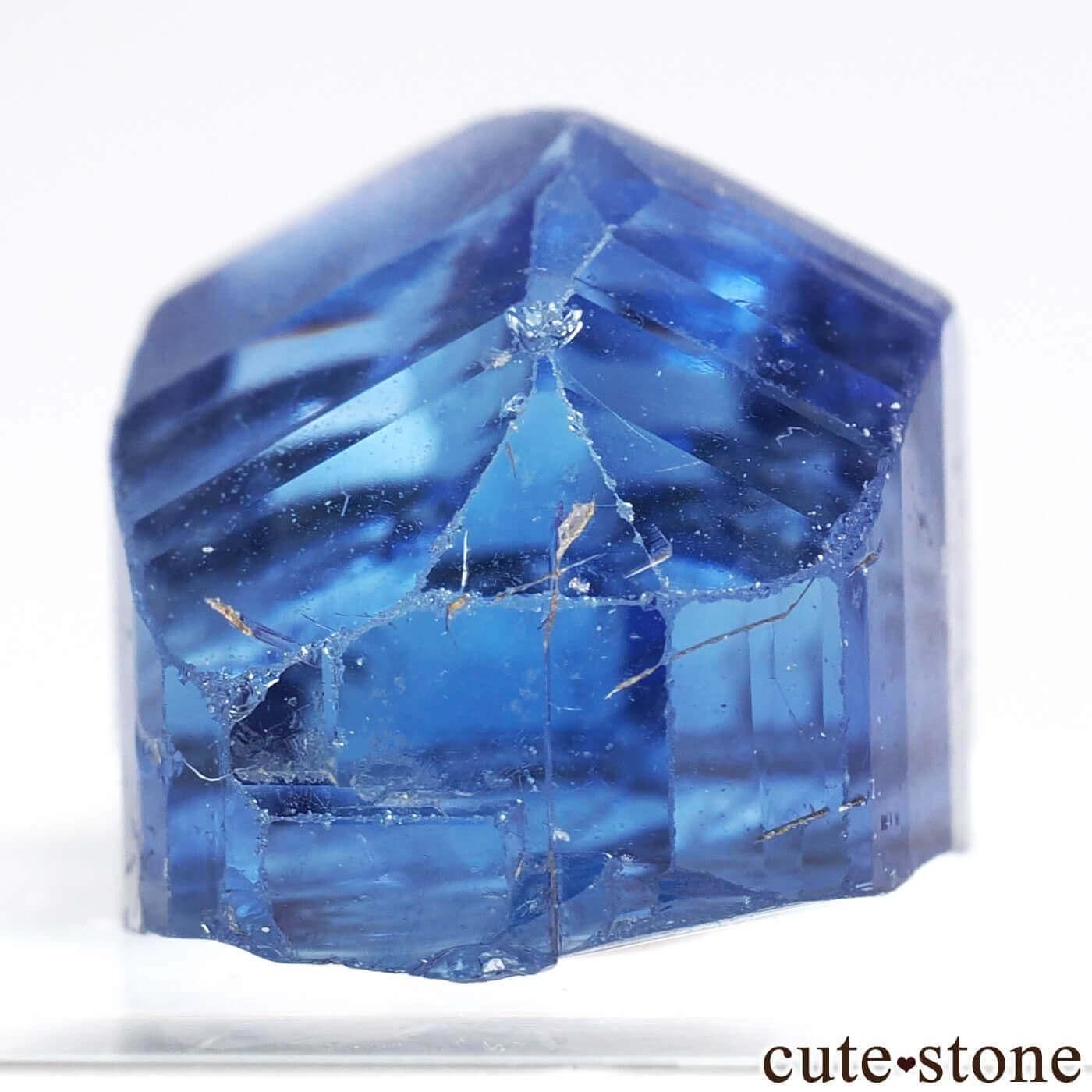 タンザニア Merelani Hills産 タンザナイトの原石 No.125 - cute stone -