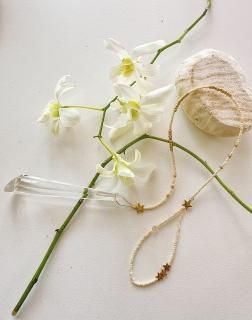 window sill ornament 