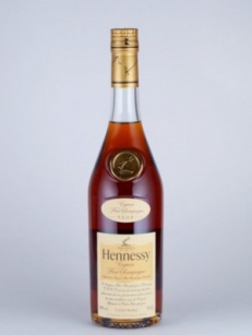 正規品Hennessyコニャック】VSOP フィーヌシャンパーニュ 700ml
