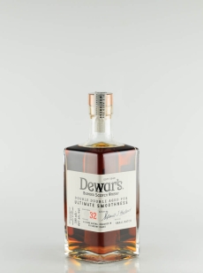 デュワーズ ダブルダブル 32年 500ml (箱不良) デュワーズ ダブルダブル 32年 500ml (箱不良)
