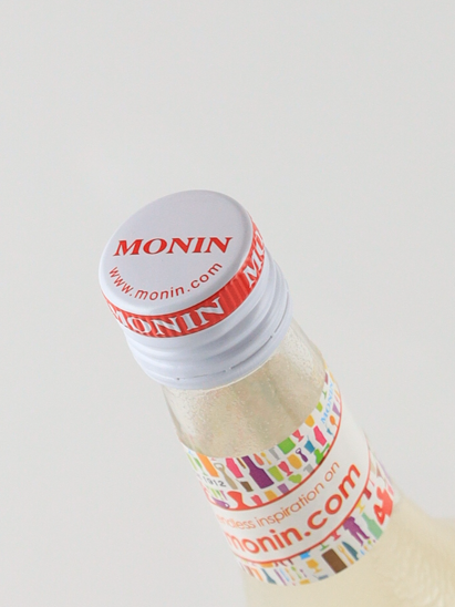 モナン アーモンド シロップ 700ml | 武川蒸留酒販売