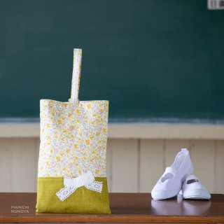 花柄＆リボンのシューズバッグ：黄色の商品画像