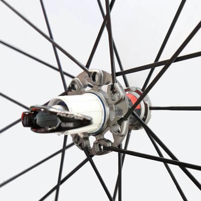 レーシングゼロ カーボン | フルクラム(FULCRUM)ホイールの レーシングゼロ カーボン | フルクラム(FULCRUM)ホイールの