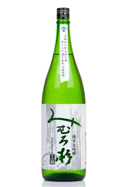みむろ杉 純米大吟醸 露葉風 1800ml (みむろすぎ) - 酒商山田 みむろ杉 純米大吟醸 露葉風 1800ml (みむろすぎ) - 酒商山田