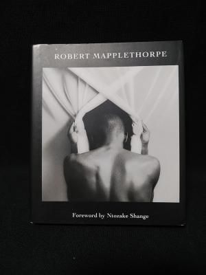 BLACK BOOK Robert Mapplethorpe（ロバート・メイプルソープ