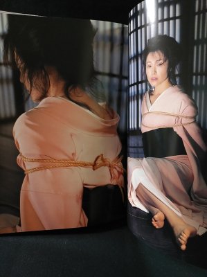 さくら伝説　松坂慶子写真集　なかにし礼 原作・監修　毛利充裕撮影　バウハウス - 古書 コモド ブックス　komodo books　埼玉県川口市 古本  販売・買取　映画/音楽/幻想文学/漫画/劇画/オカルト/芸能/サブカル/美術/建築/写真/思想哲学/民俗文化/人文社会