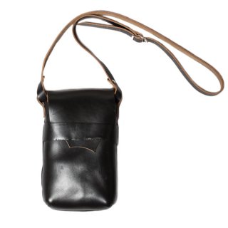 <img class='new_mark_img1' src='https://img.shop-pro.jp/img/new/icons14.gif' style='border:none;display:inline;margin:0px;padding:0px;width:auto;' />Fernand Leather Kelly Pouch Medium - Black フェルナンドレザー ケリーポーチ ミディアム ブラック