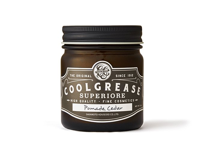 <img class='new_mark_img1' src='https://img.shop-pro.jp/img/new/icons25.gif' style='border:none;display:inline;margin:0px;padding:0px;width:auto;' /> COOL GREASE SUPERIORE - POMADE - CEDAR (220g)