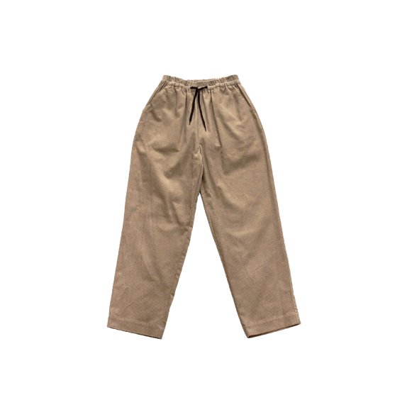 <img class='new_mark_img1' src='https://img.shop-pro.jp/img/new/icons6.gif' style='border:none;display:inline;margin:0px;padding:0px;width:auto;' />Corduroy easy pants
