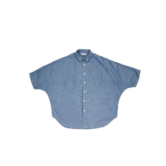 <img class='new_mark_img1' src='https://img.shop-pro.jp/img/new/icons6.gif' style='border:none;display:inline;margin:0px;padding:0px;width:auto;' />Chambray dolman short sleeves shirt