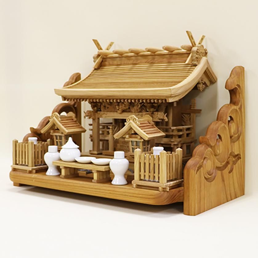 神棚セット】流れ屋根三社＜欅＞小 木製付属品付 棚板：欅2.5尺