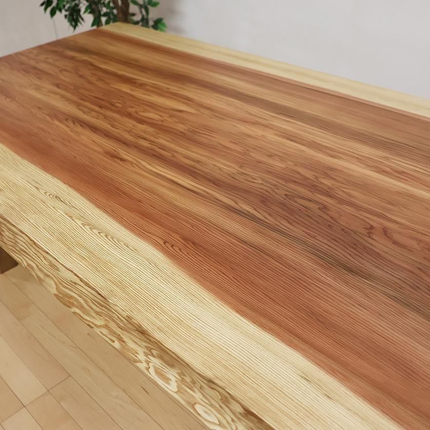 1枚板 一枚板ダイニングテーブル 杉（すぎ）上杢 ＜ウレタン塗装