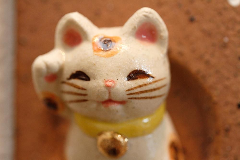 福々招き猫 陶器の風水掛時計 - クラフト悠季 福々招き猫 陶器の風水掛時計 - クラフト悠季