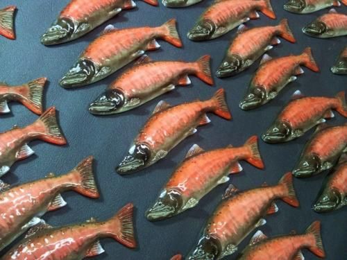 トラウトバッジ(婚姻色サクラマス) - 出商店