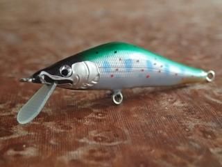 LURE LABO ef50S ハンドメイドバルサミノー&限定ウッドスタンド付き LURE LABO ef50S ハンドメイドバルサミノー&限定ウッドスタンド付き