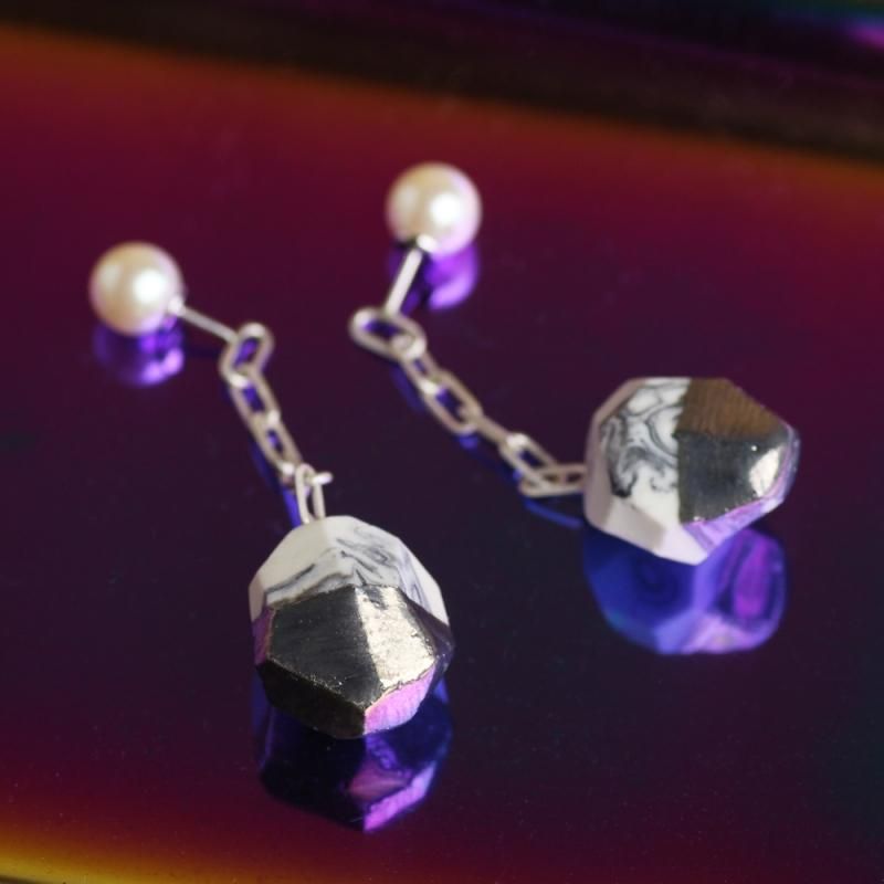 <kyoko tsuda> マーブルピアス kyoko tsuda> マーブルピアス アクセサリー
