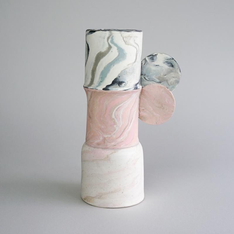  MARBLE FLOWER VASE A