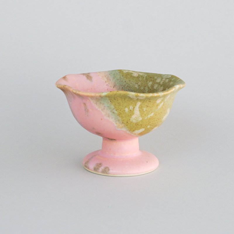  SMALL STEMMED BOWL