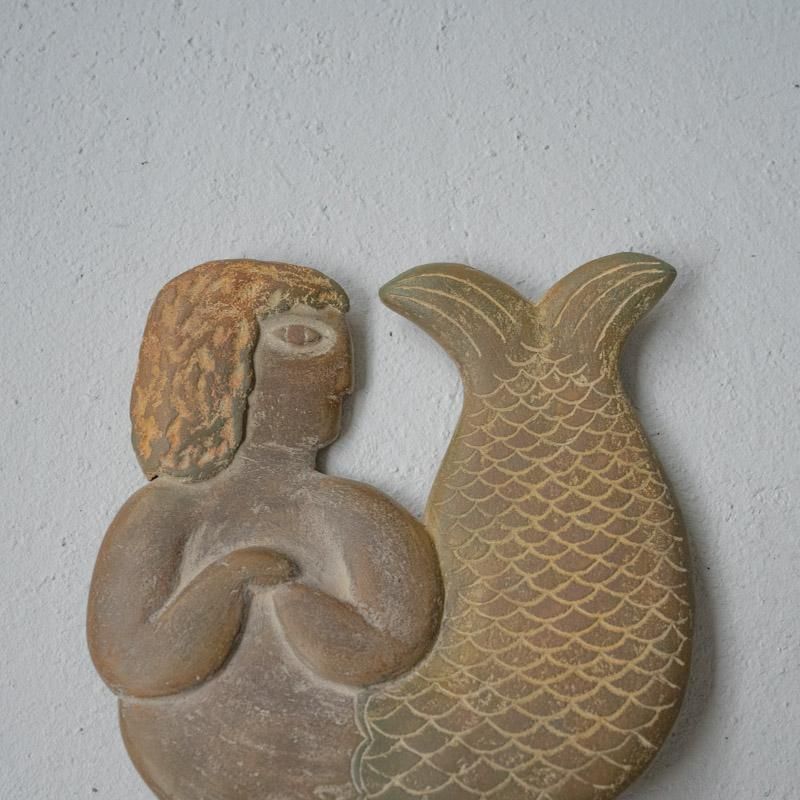 砥部焼の桜材額飾り 壁掛けも出来ます。