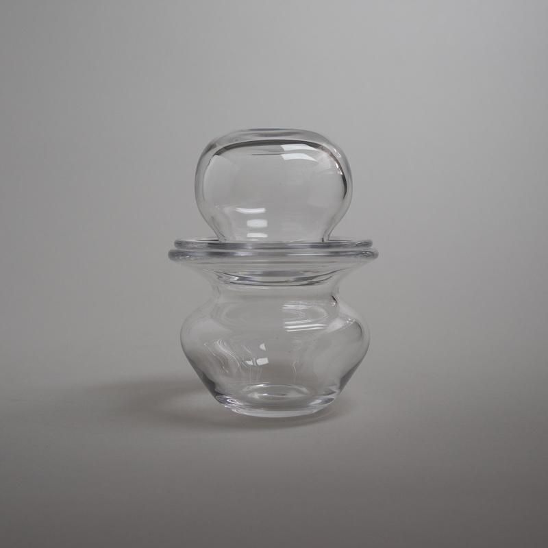  SCULPTURE VASE 6